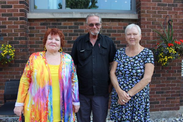 Cover photo tenants dianne, patrick and staff marianne 2